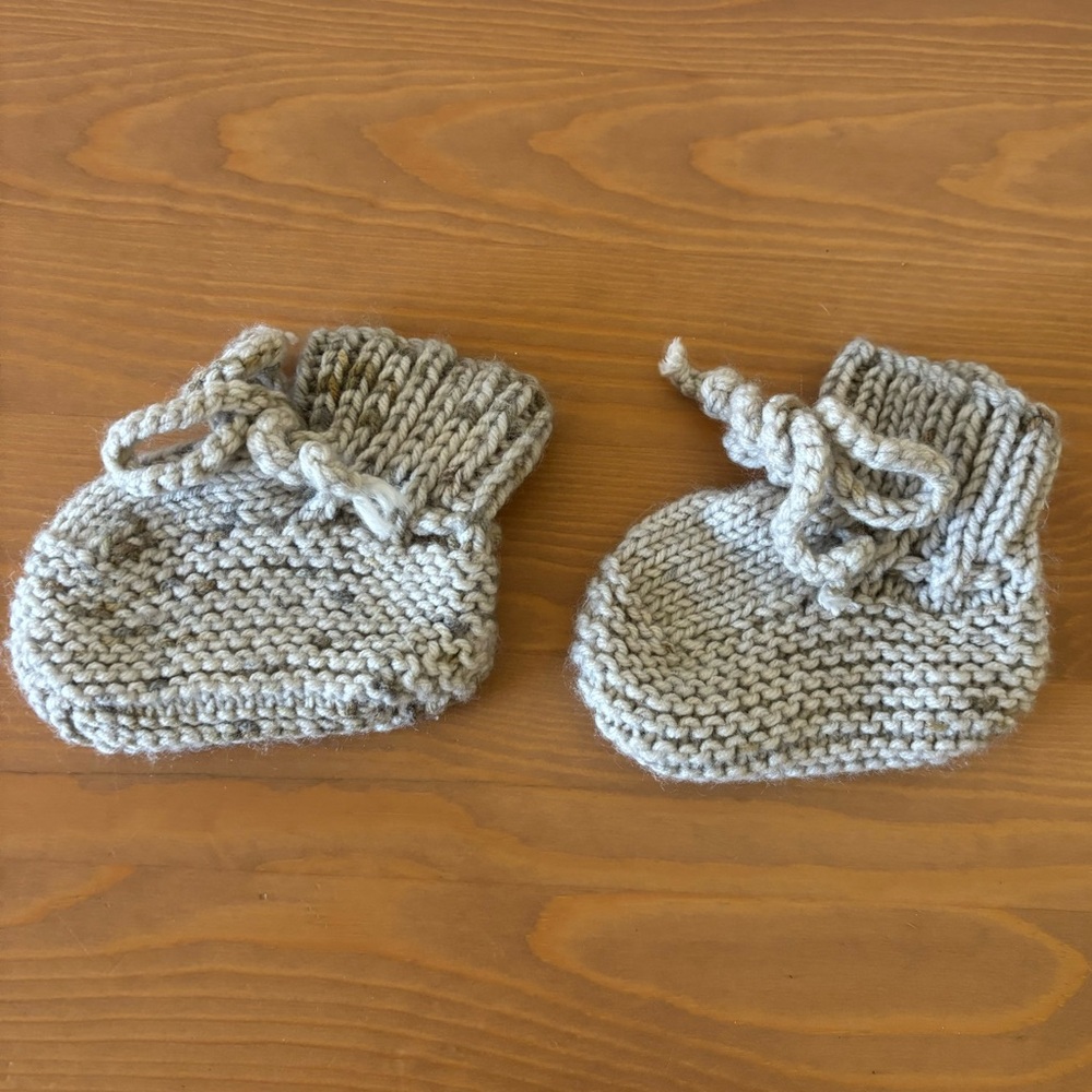 Hand Knit Baby Booties Newborn socks